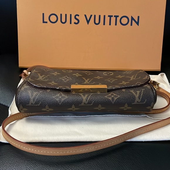 Sold♥️♥️♥️Authentic Louis Vuitton Monogram Favorite PM♥️ - Picture 6 of 16
